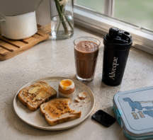 Alveque whey protein pouch on a breakfast table